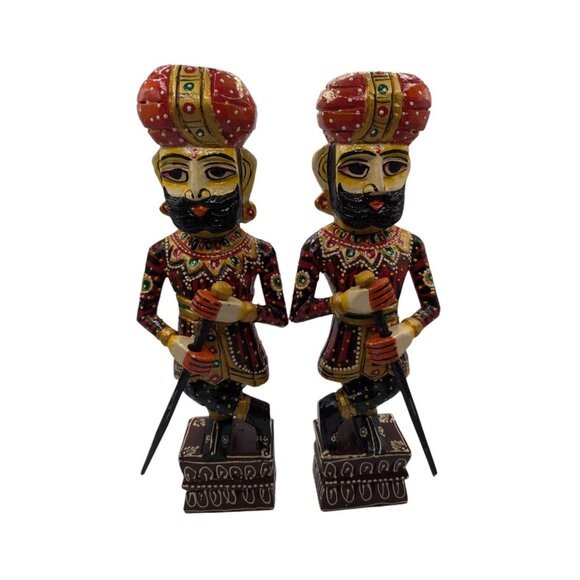 Pair of rajasthani wooden statue handicraft painted royal gate keeper watch man - Picture 9 of 12